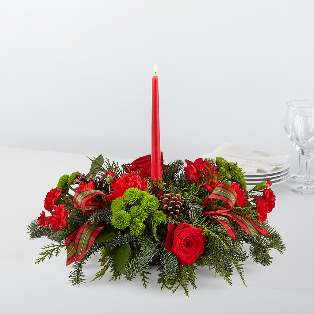 By the Candlelight Centerpiece – Fleuriste Boucherville, Boucherville PQ