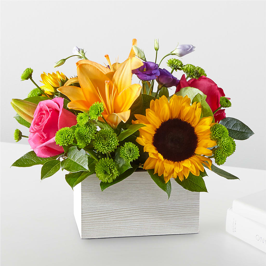 Best Day Box Bouquet – Fleuriste Boucherville, Boucherville PQ