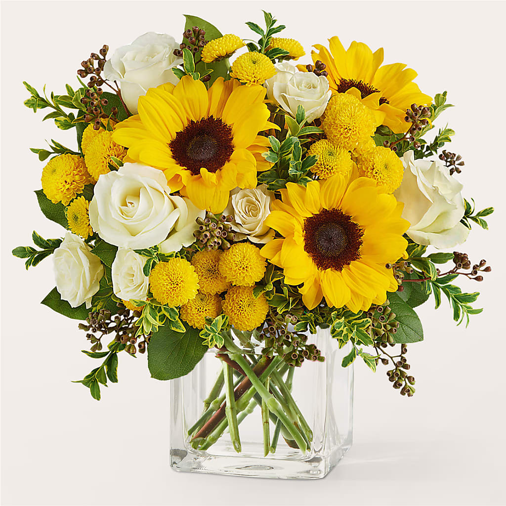 Luminous Morning Bouquet – Fleuriste Boucherville, Boucherville PQ
