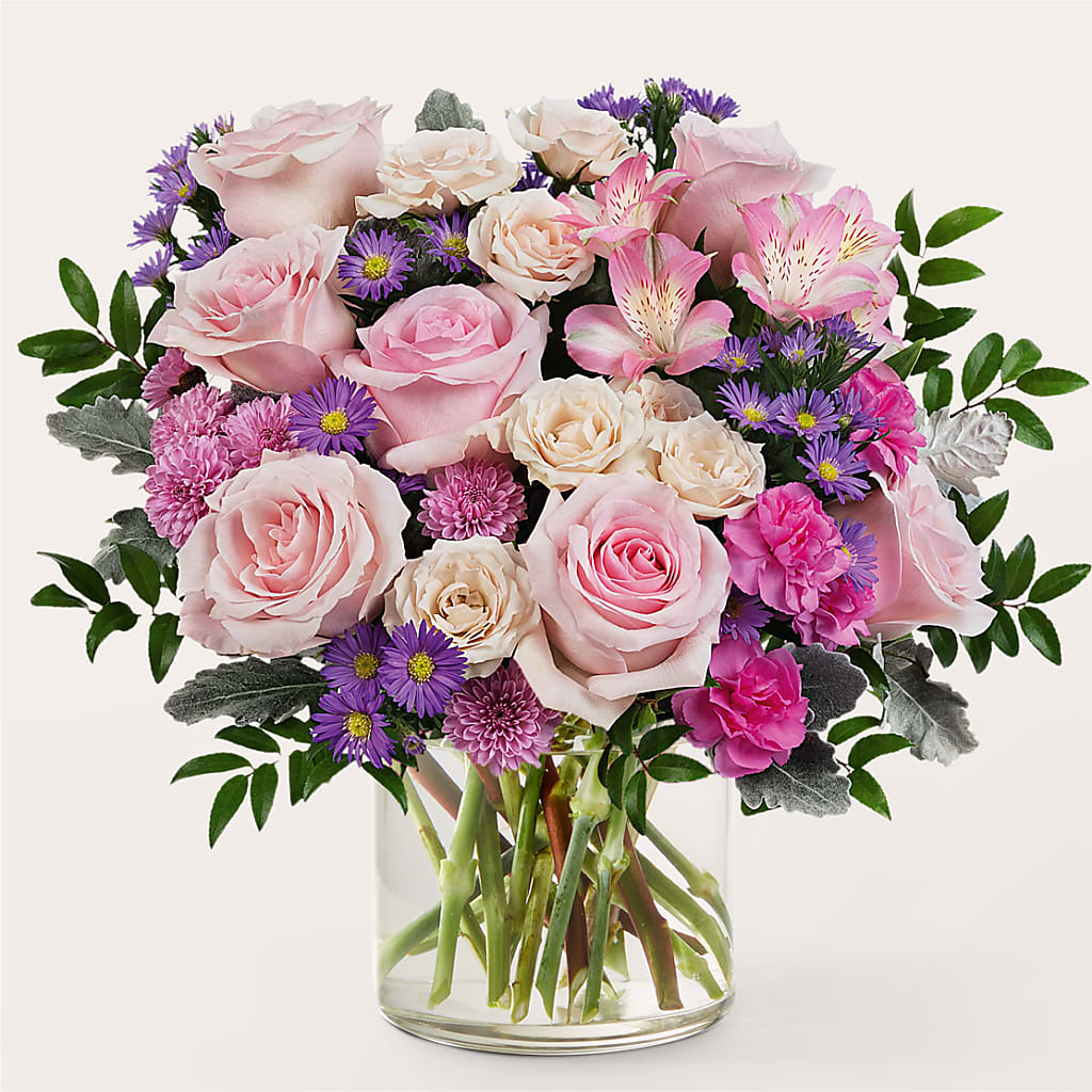 Light as a Feather Bouquet – Fleuriste Boucherville, Boucherville PQ