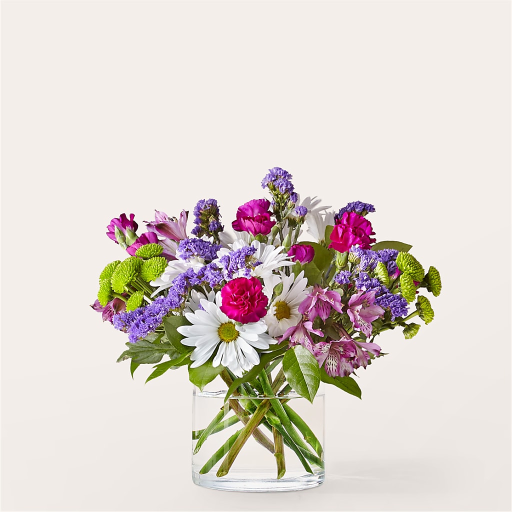Wild Berry Bouquet – Fleuriste Boucherville, Boucherville PQ