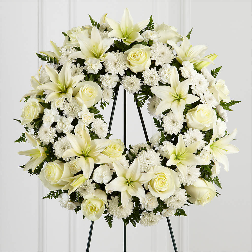 Treasured Tribute Wreath – Fleuriste Boucherville, Boucherville PQ