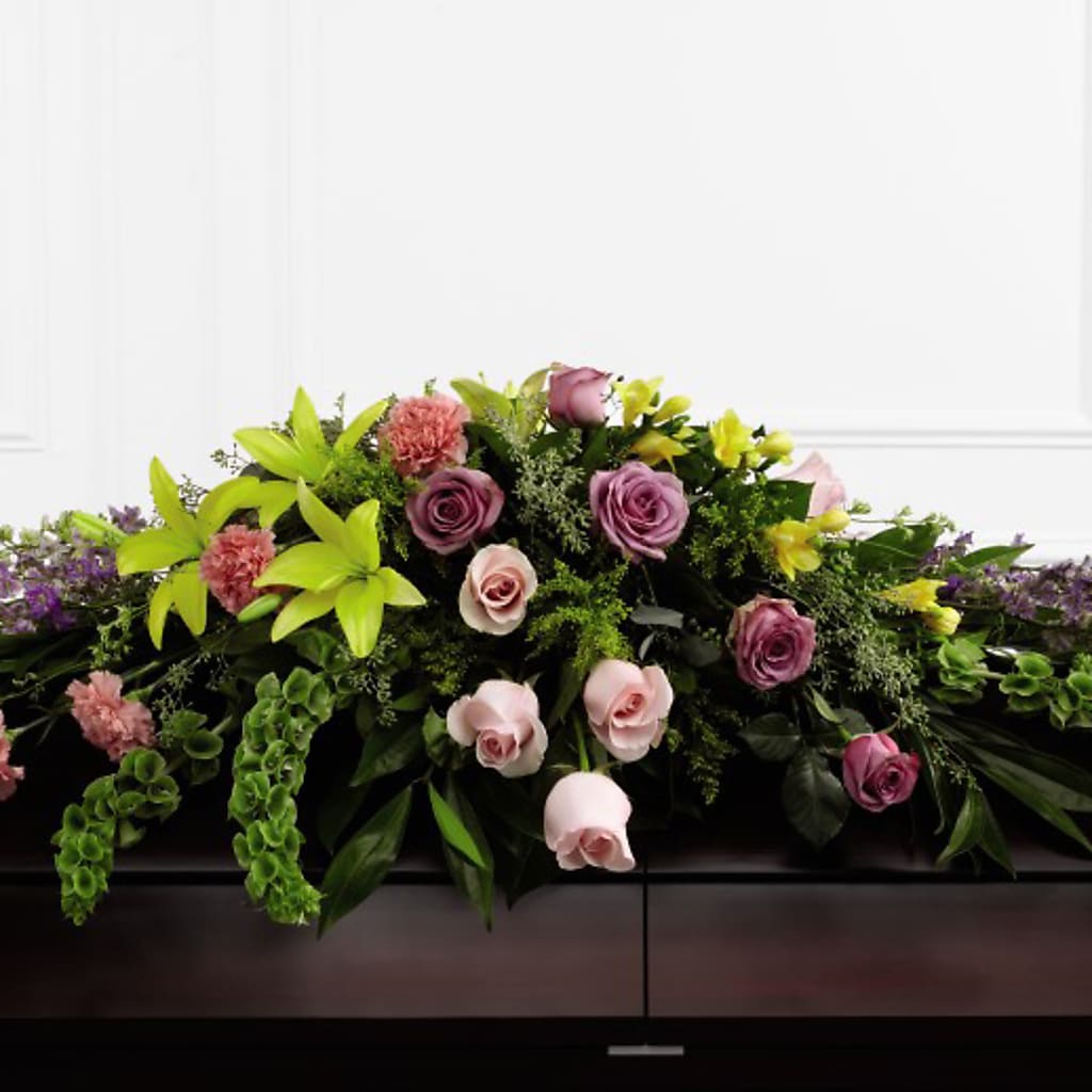Forever Beloved Casket Spray – Fleuriste Boucherville, Boucherville PQ