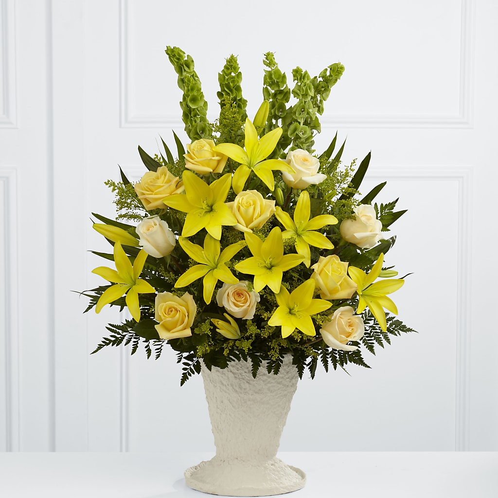 Golden Memories Arrangement – Fleuriste Boucherville, Boucherville PQ