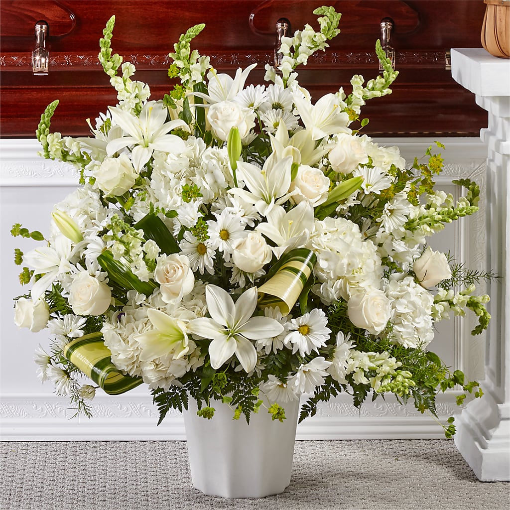 Thoughts of Tranquility Floor Basket – Fleuriste Boucherville, Boucherville PQ