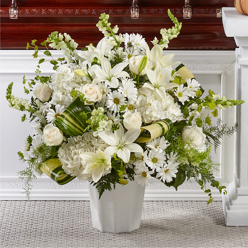 Thoughts of Tranquility Floor Basket – Fleuriste Boucherville, Boucherville PQ