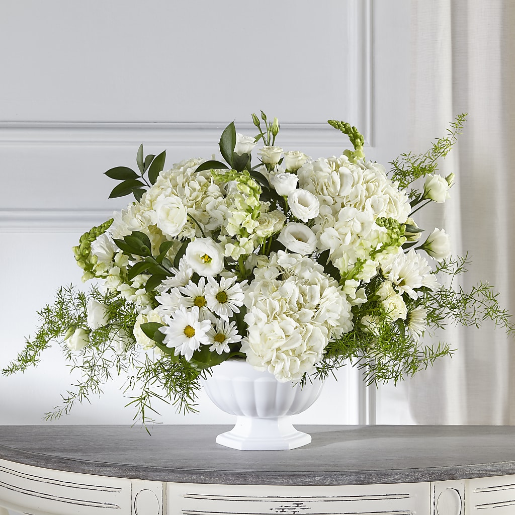 Love & Compassion Arrangement – Fleuriste Boucherville, Boucherville PQ