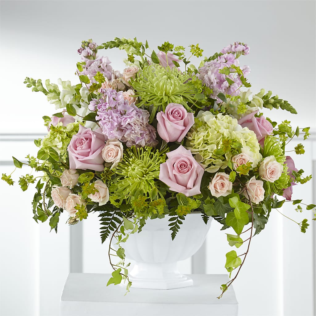 Radiant Embrace Arrangement – Fleuriste Boucherville, Boucherville PQ