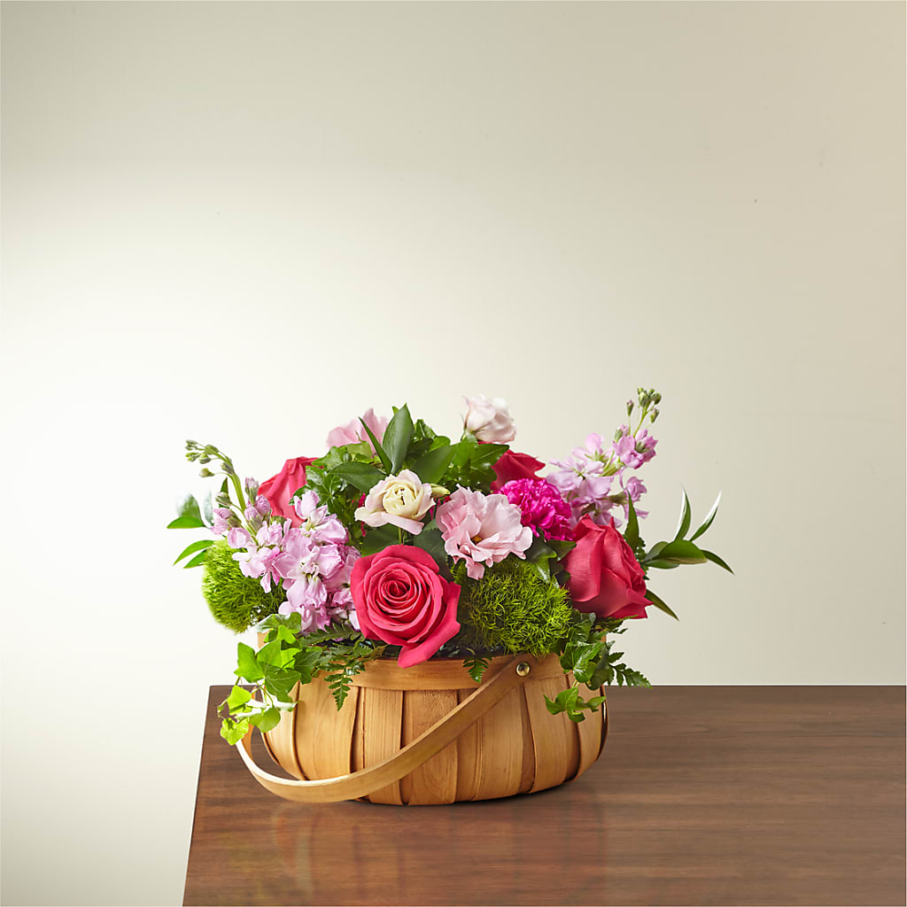 Radiance in Bloom Basket – Fleuriste Boucherville, Boucherville PQ