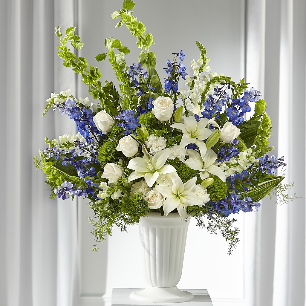Heartfelt Hope Arrangement – Fleuriste Boucherville, Boucherville PQ