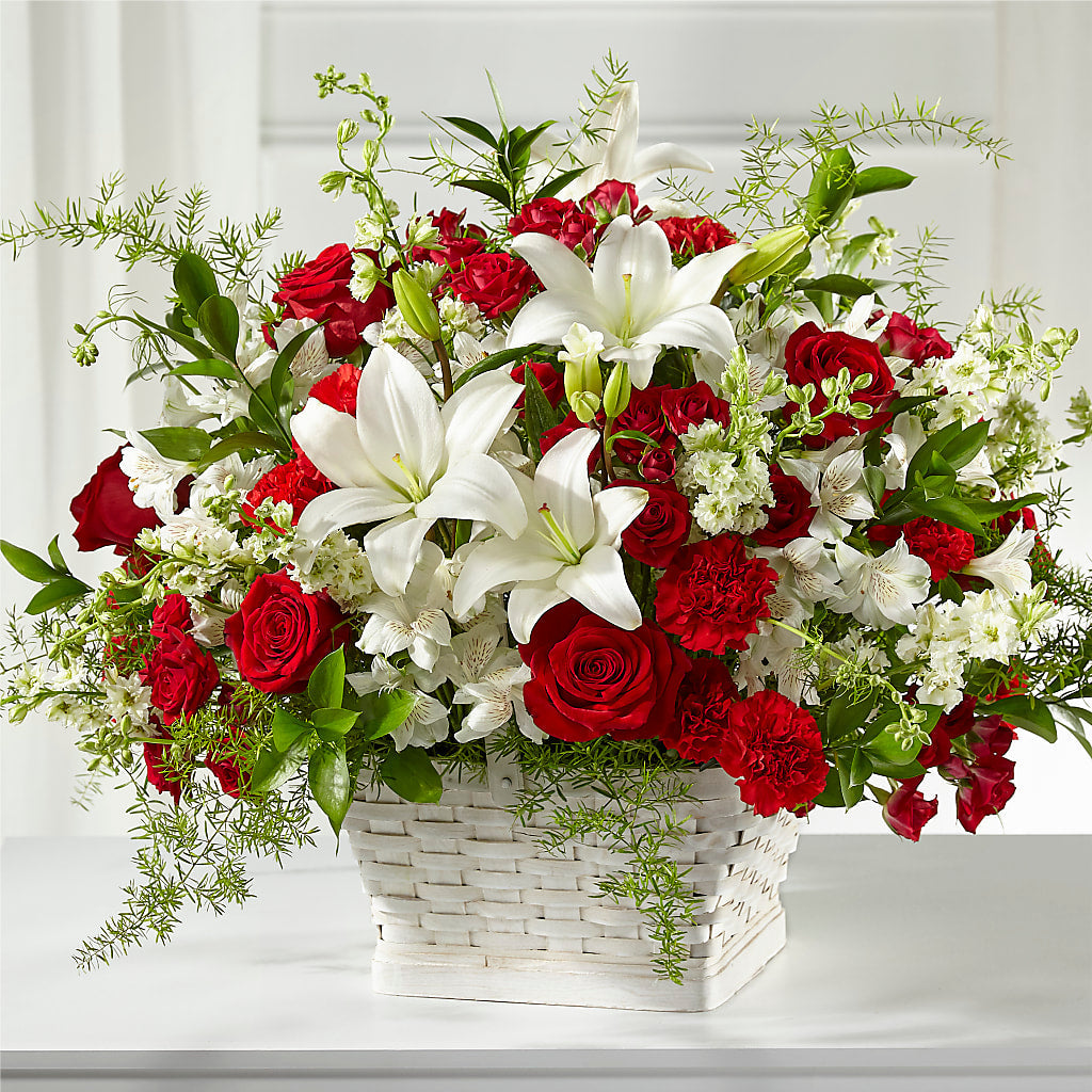 Sentiments of Love Arrangement – Fleuriste Boucherville, Boucherville PQ