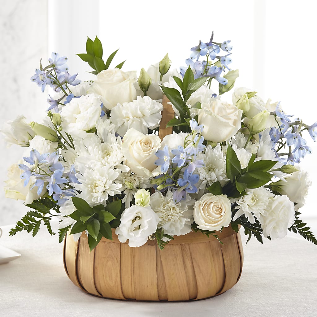Sincerely Heartfelt Basket – Fleuriste Boucherville, Boucherville PQ