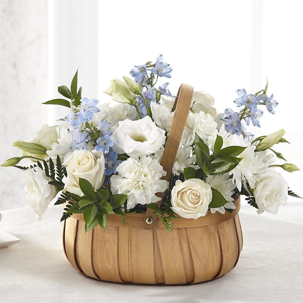 Sincerely Heartfelt Basket – Fleuriste Boucherville, Boucherville PQ