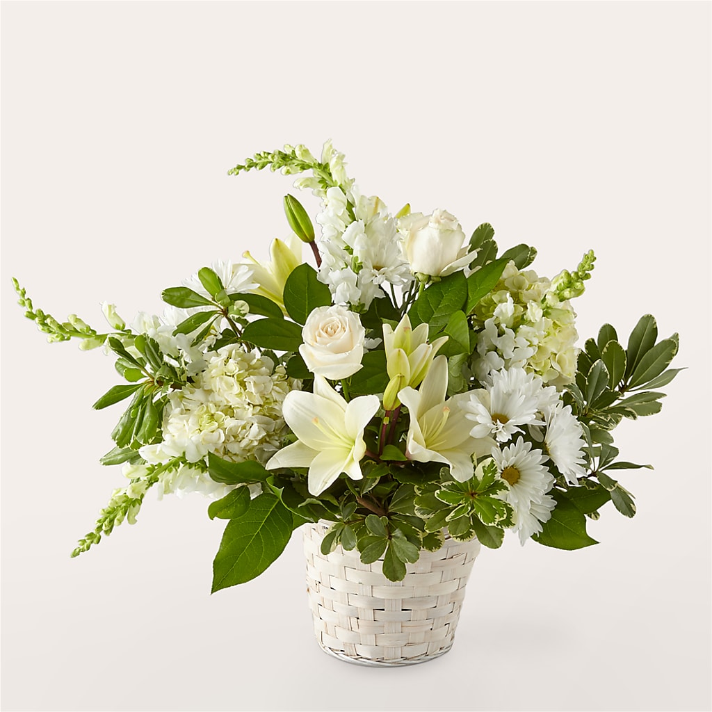 Ivory Elegance Floral Basket – Fleuriste Boucherville, Boucherville PQ