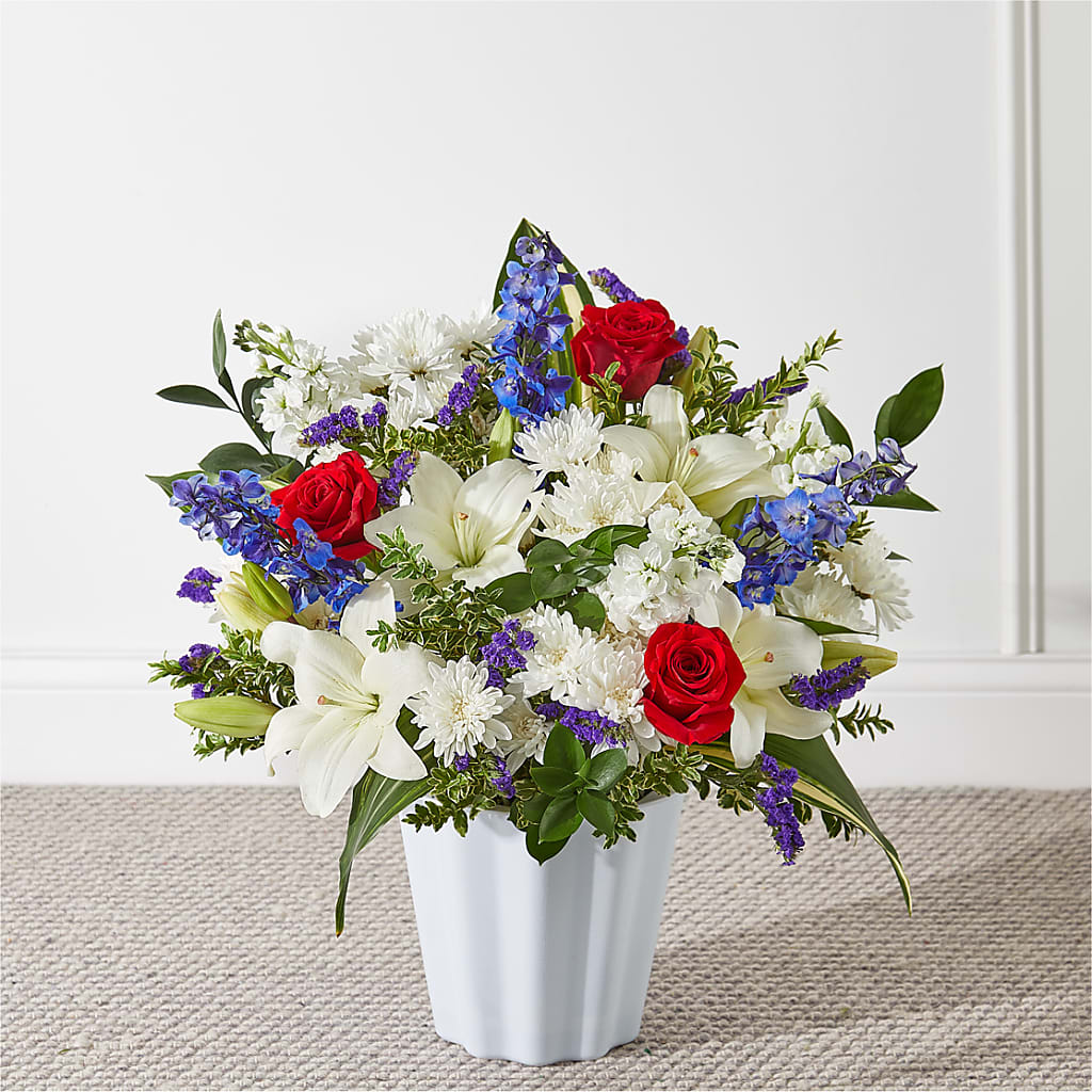 Consoled Floor Basket – Fleuriste Boucherville, Boucherville PQ