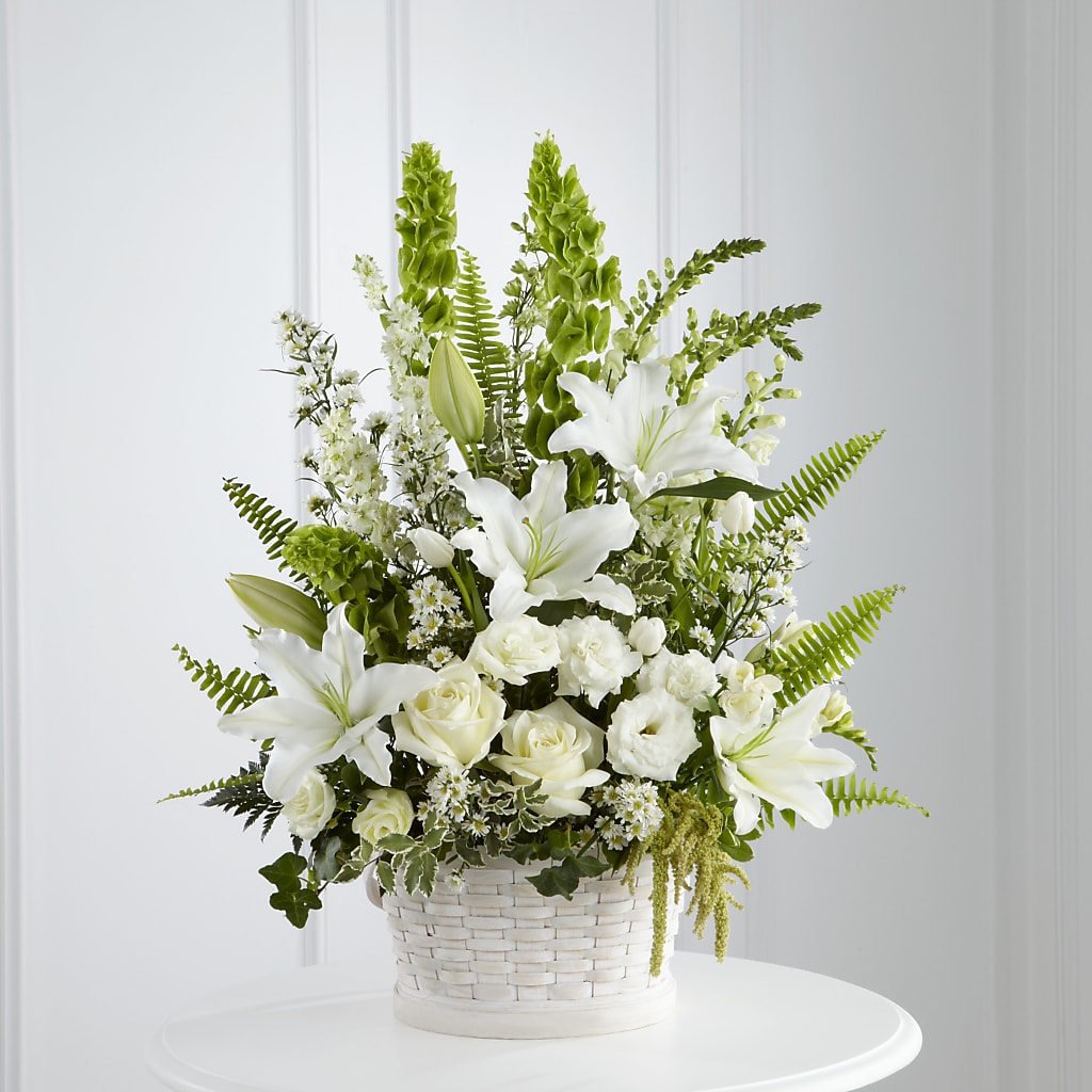 In Our Thoughts Arrangement – Fleuriste Boucherville, Boucherville PQ