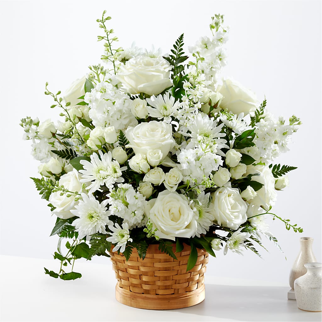 Heartfelt Condolences Arrangement – Fleuriste Boucherville, Boucherville PQ