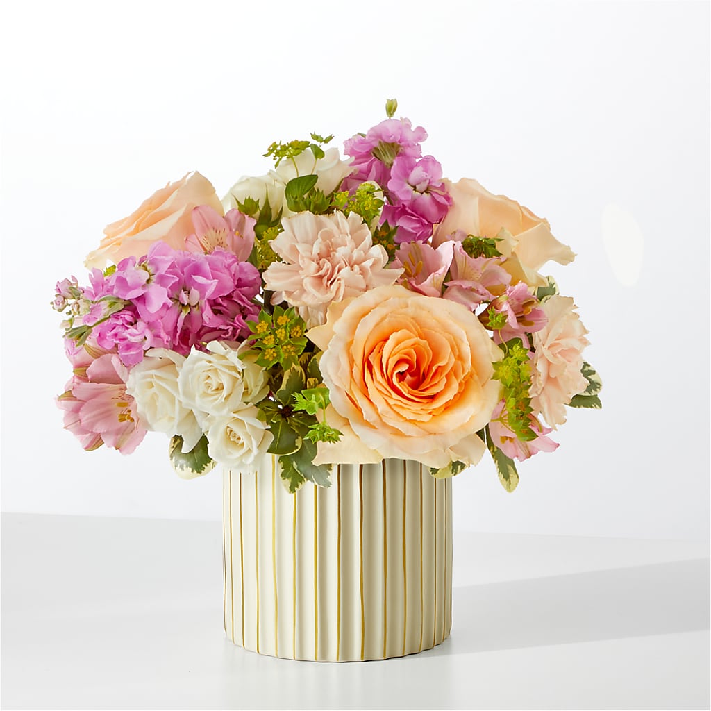 Paradise Bouquet with Ivory Vase – Fleuriste Boucherville, Boucherville PQ