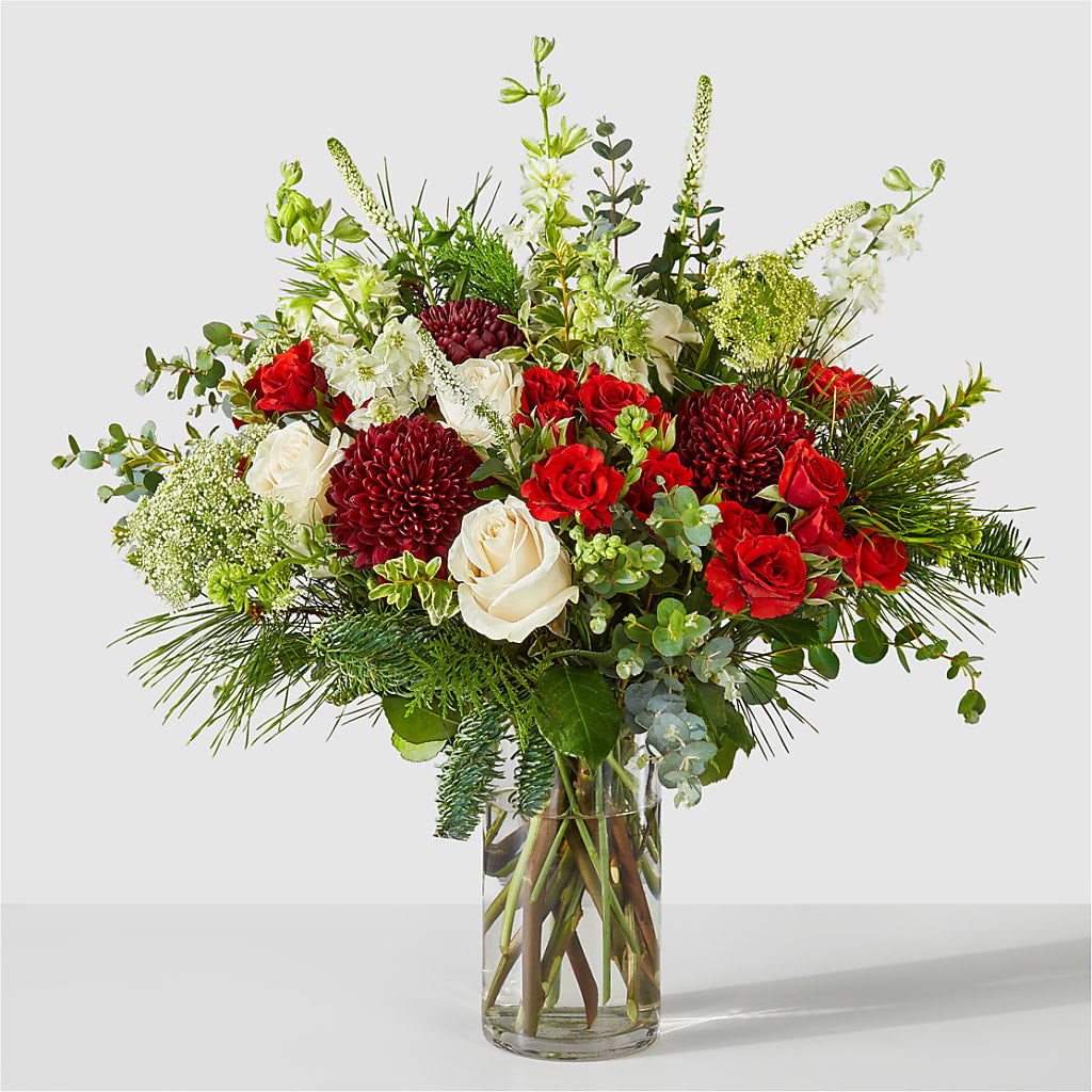 Favorite Traditions Bouquet – Fleuriste Boucherville, Boucherville PQ