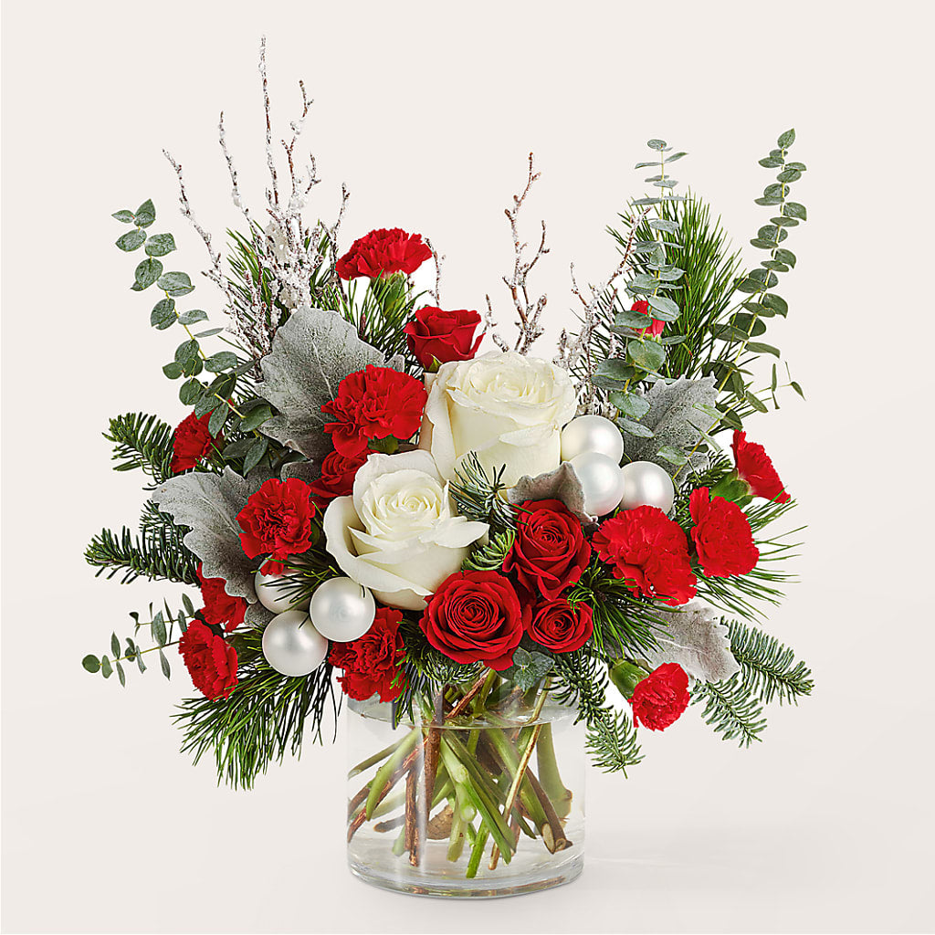Trimming the Tree Bouquet – Fleuriste Boucherville, Boucherville PQ