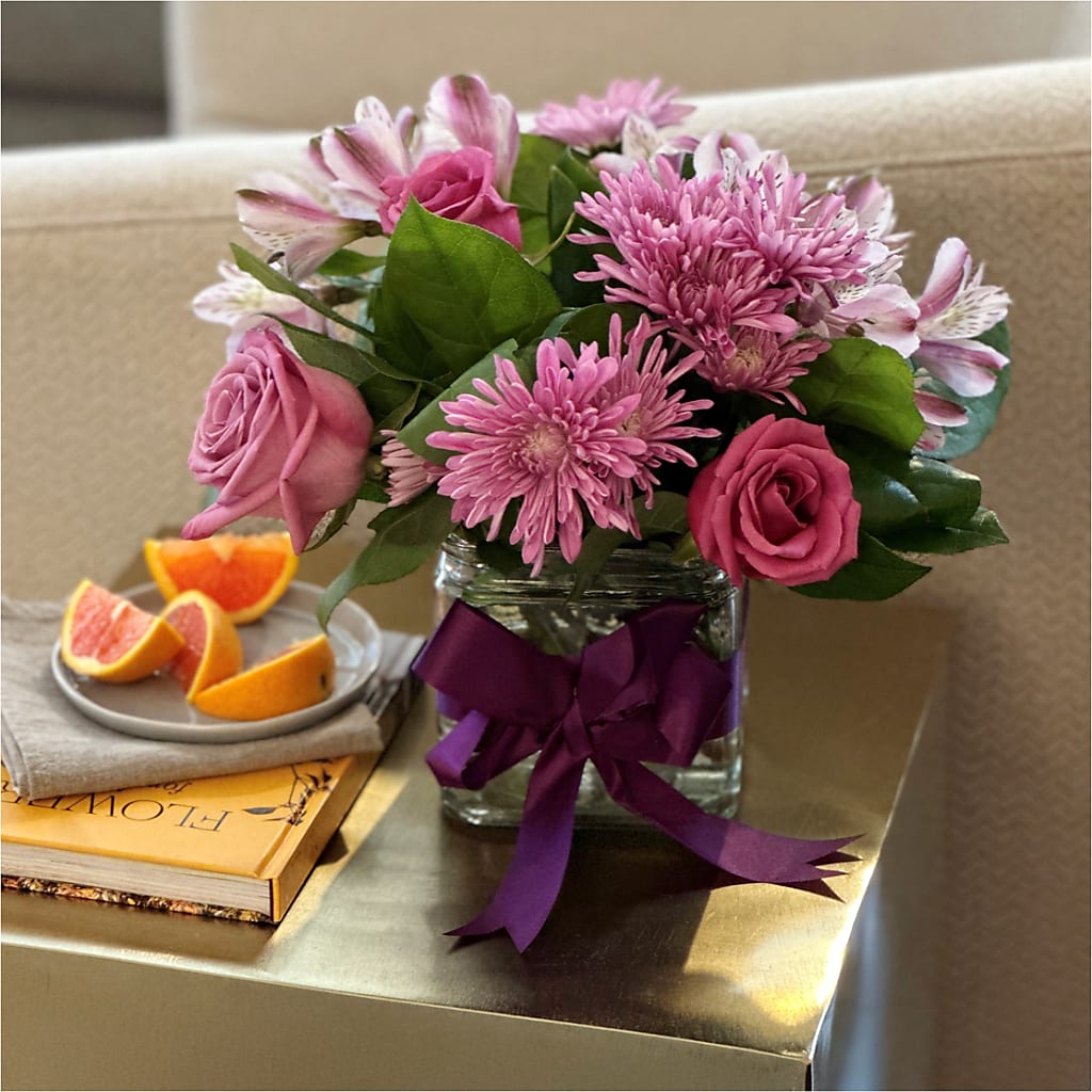 Sugarplum Bouquet –  Fleuriste Boucherville, Boucherville PQ