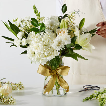 New Beginnings – A Florist Original –  Fleuriste Boucherville, Boucherville PQ