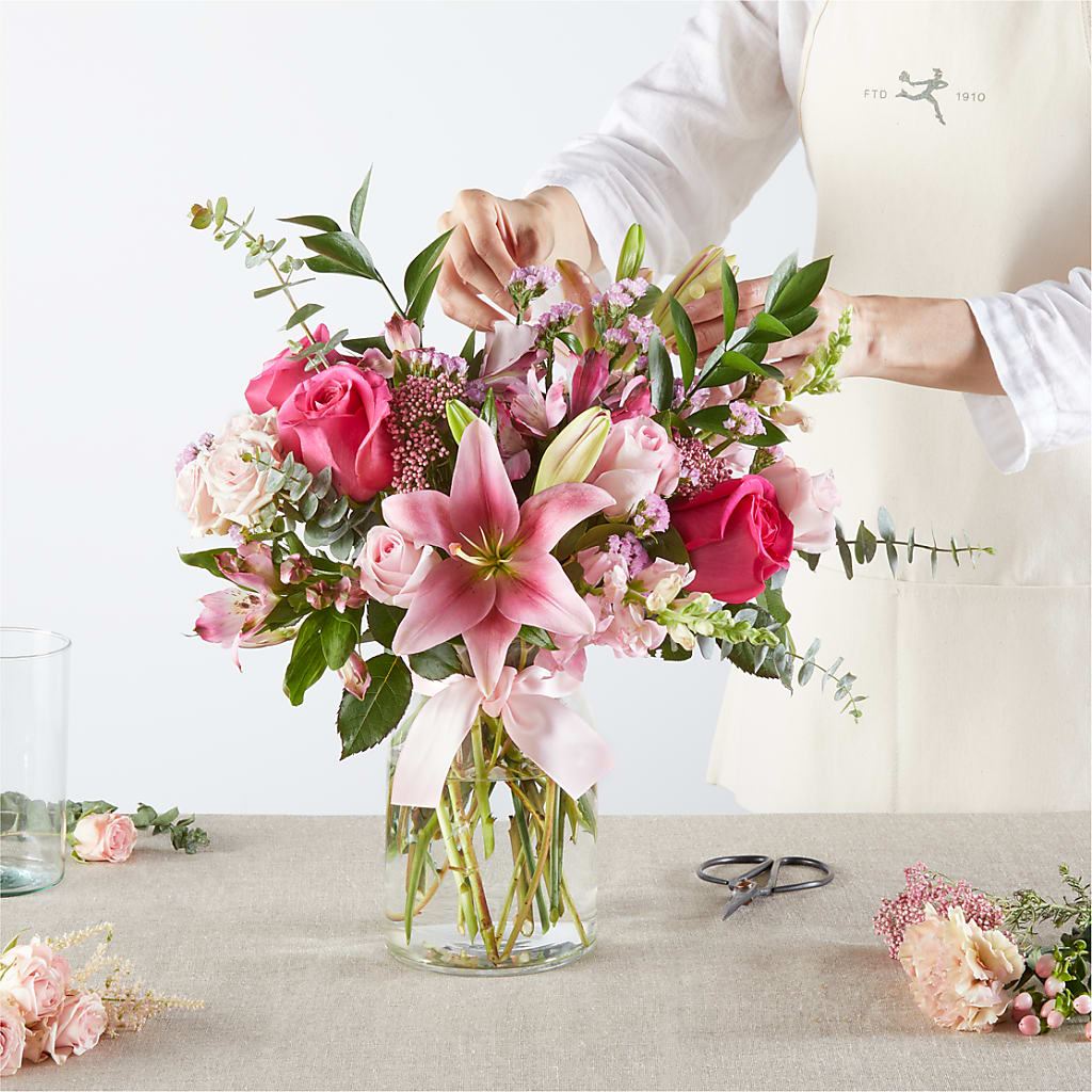 Pink Ribbon - A Florist Original –  Fleuriste Boucherville, Boucherville PQ