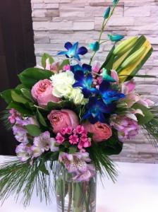 Modern arrangement MLF-02 –  Fleuriste Boucherville, Boucherville PQ