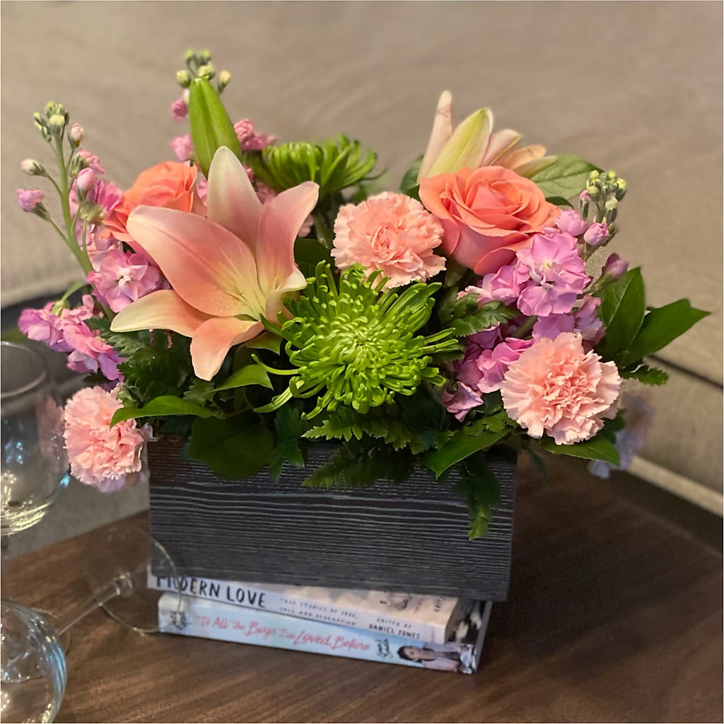 Beautiful Spirit Basket –  Fleuriste Boucherville, Boucherville PQ
