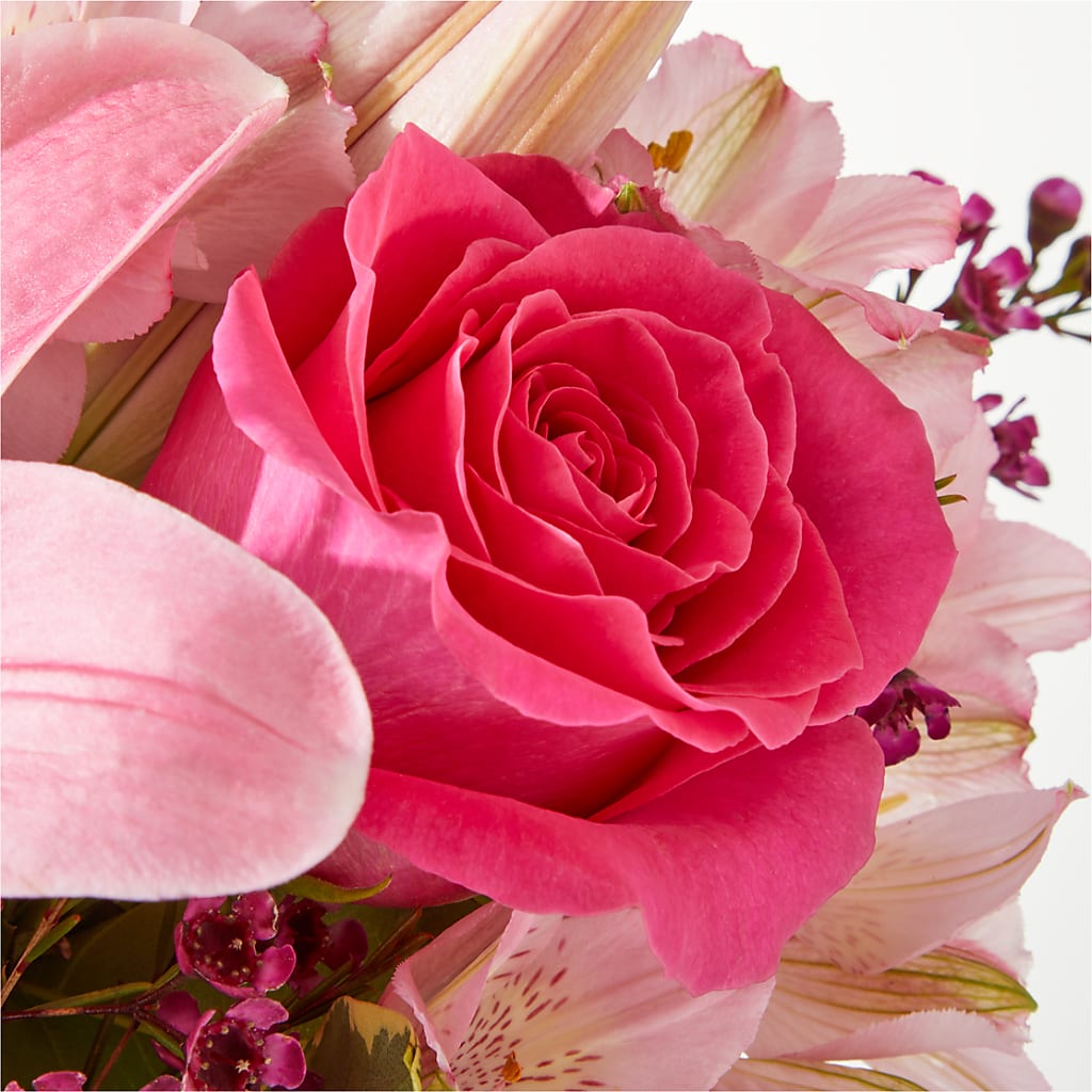 Lucky in Love Bouquet –  Fleuriste Boucherville, Boucherville PQ