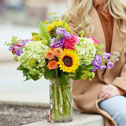 Vibrant Greetings Bouquet –  Fleuriste Boucherville, Boucherville PQ