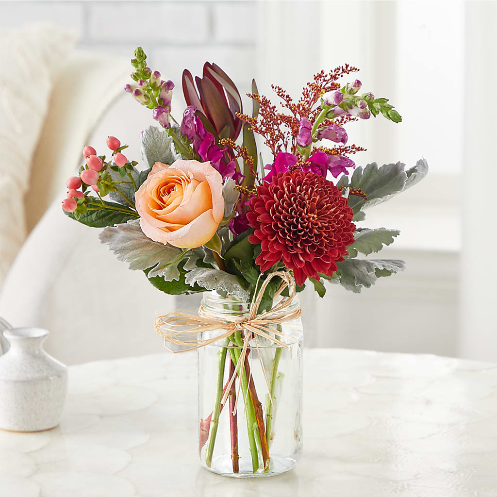 Moody Hues Bouquet –  Fleuriste Boucherville, Boucherville PQ